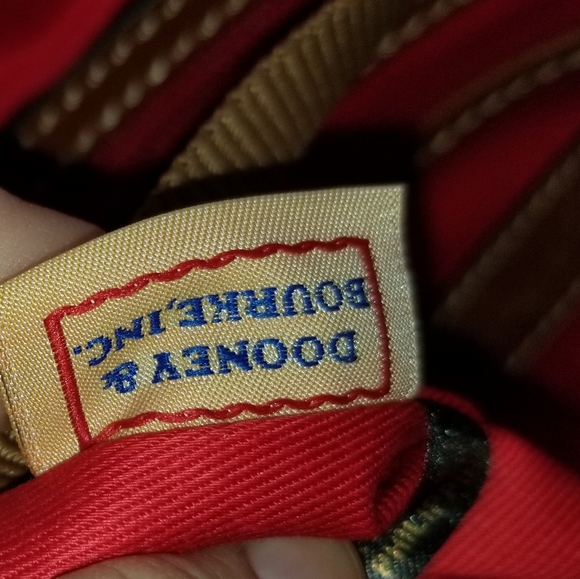 DOONEY & BOURKE 2 Set Matching Designer Bag Wallet - Picture 4 of 12